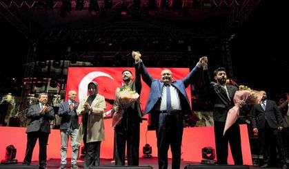 Keçiören’de 19 Mayıs coşkusu ‘Gençlik Alayı Yürüyüşü’ ve konserlerle kutlandı